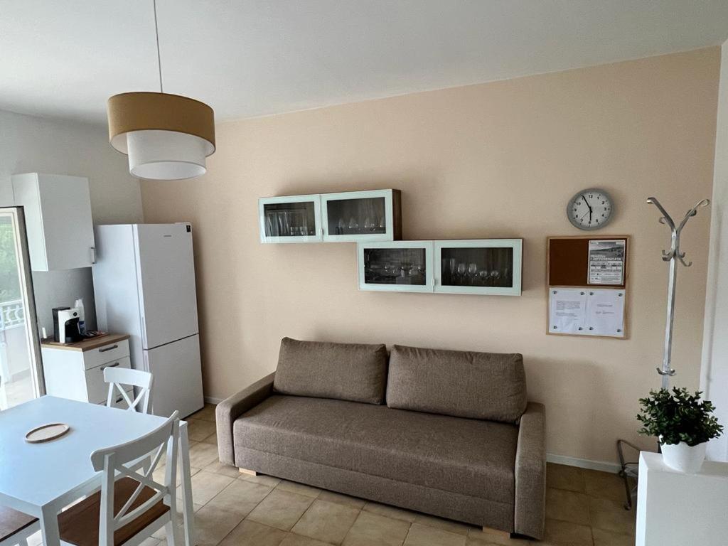 Relaxing Apartments Giardini Naxos Ngoại thất bức ảnh