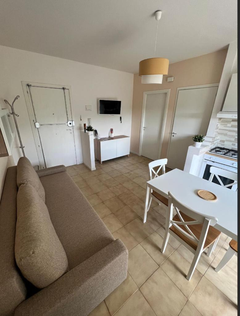 Relaxing Apartments Giardini Naxos Ngoại thất bức ảnh